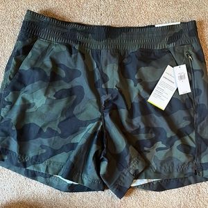Old Navy Camo Stretch Tech Shorts